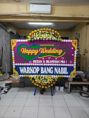 Papan Bunga di Cibuluh Kalipucang